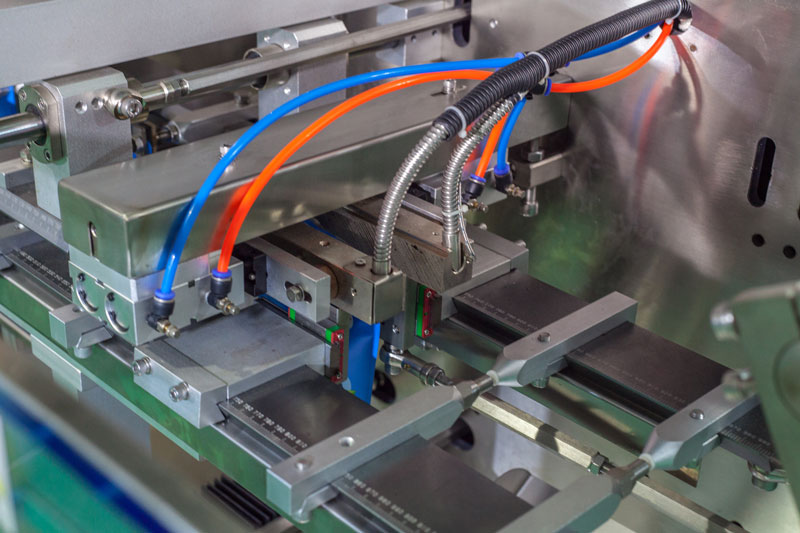 Automatic Candy Toffee Jelly Gummy Bear Candy Packing Machine