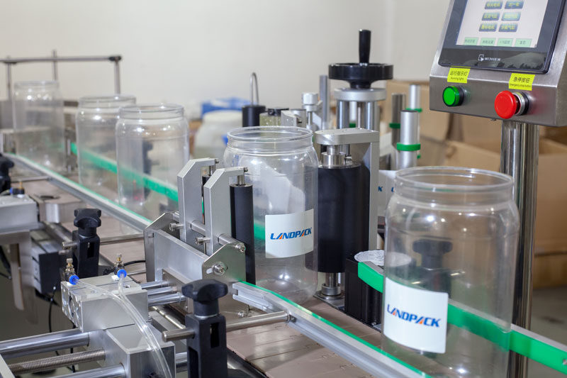 Automatic Gummy Bottle Filling Machine with Aluminum Foil Sealing Labeling Machine