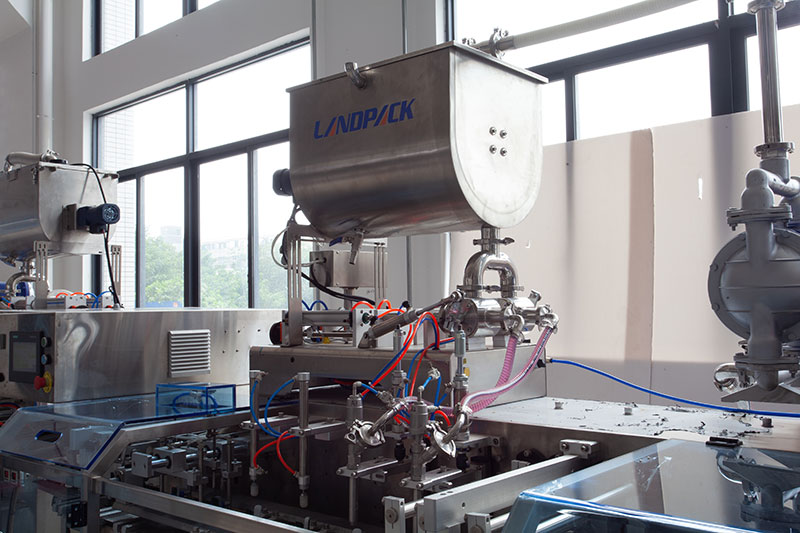 Juice Shape Pouch Doypack Packing Machine | Premede Pouch Horizontal Packing Machine