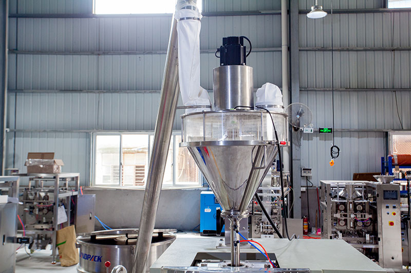 Automatic Flour Packing Machine Vertical Powder Packaging Machine with Industrial Vacuum